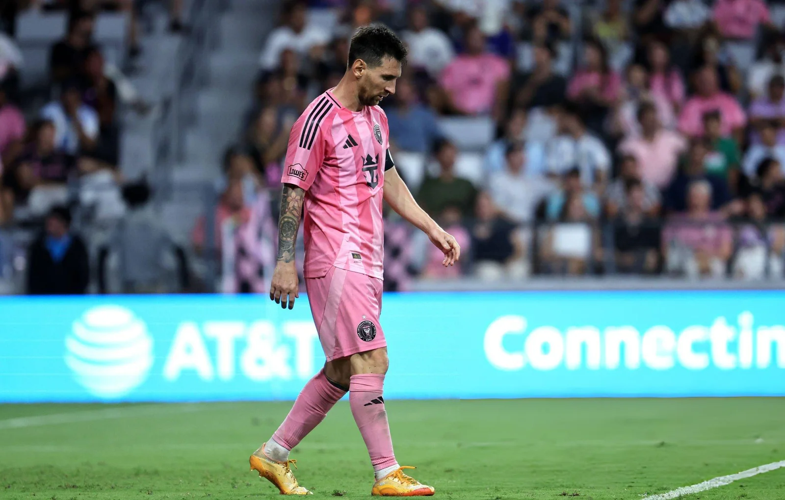 Locura en la MLS: Lionel Messi brilló en su partido 100 con Inter Miami, pero sufrió una remontada histórica