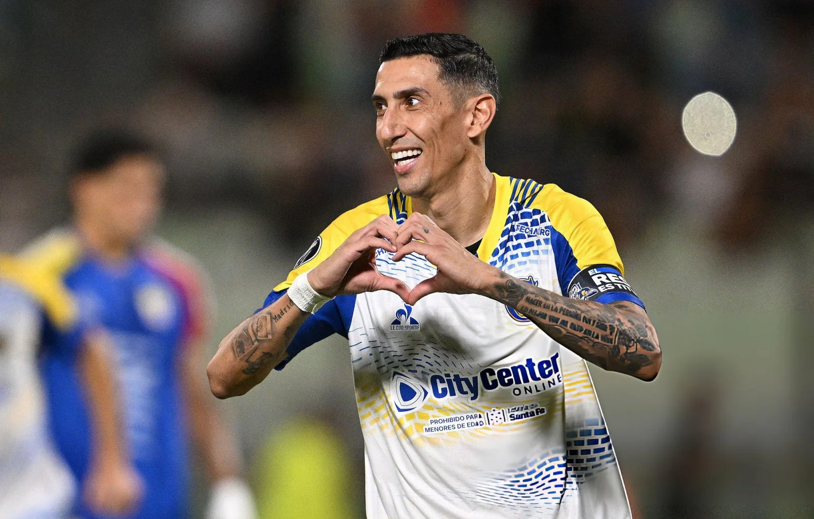 Di María marcó su primer gol en la Libertadores y lideró la goleada de Central