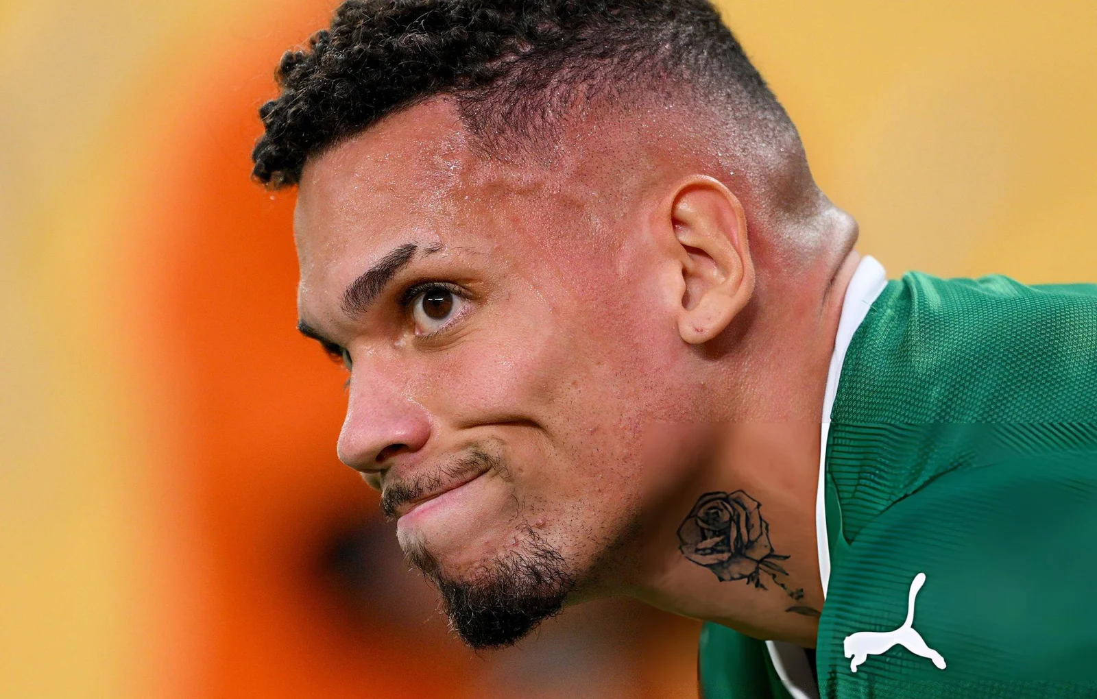 Paulinho volvió tras más de 300 días fuera de las canchas.