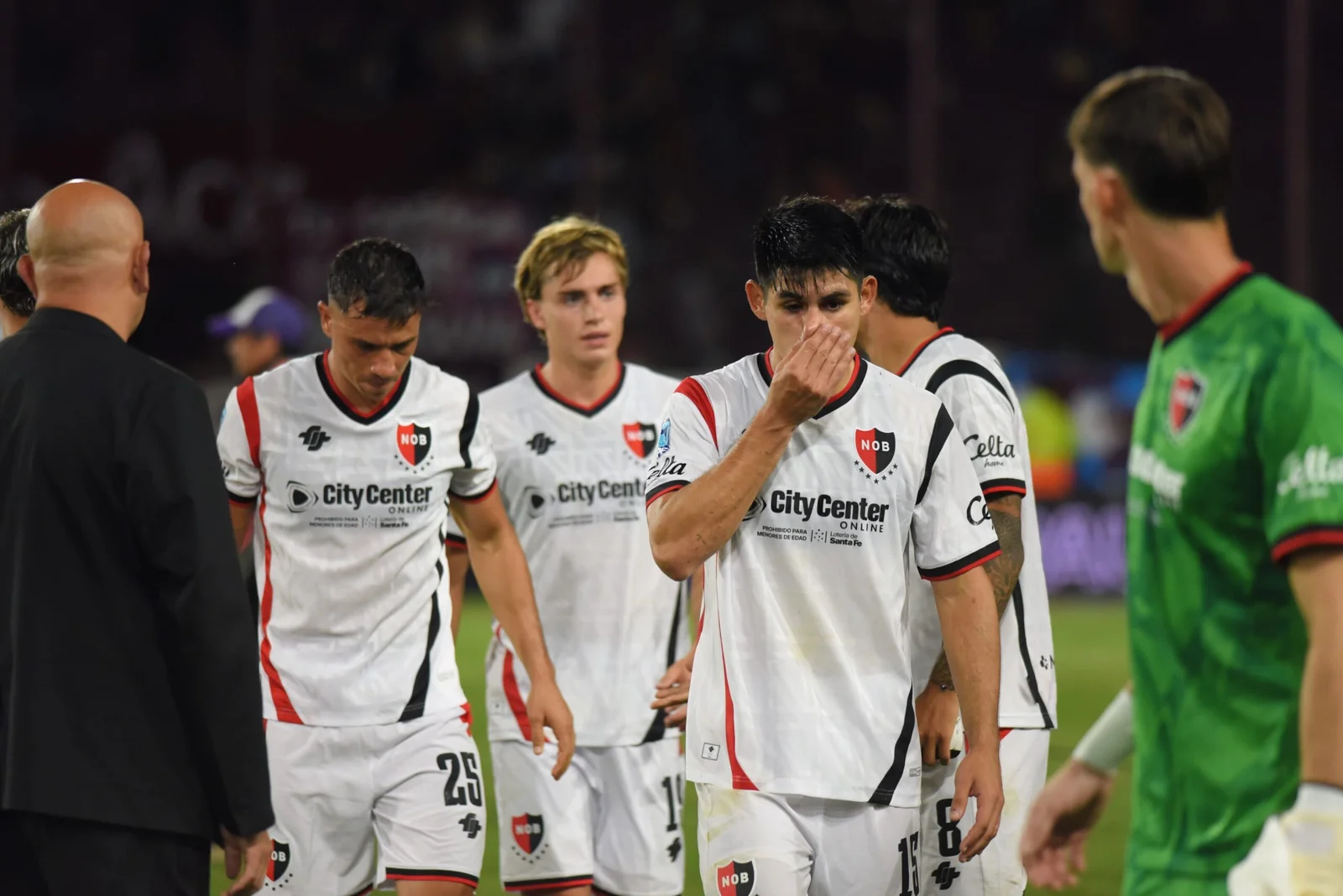 Acassuso dio el golpe y eliminó a un Newell’s en crisis de la Copa Argentina